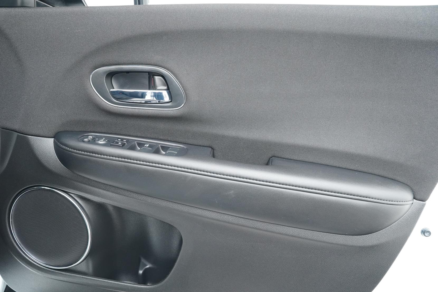 Honda Vezel HYBRID HYBRID X HONDA-SENSING