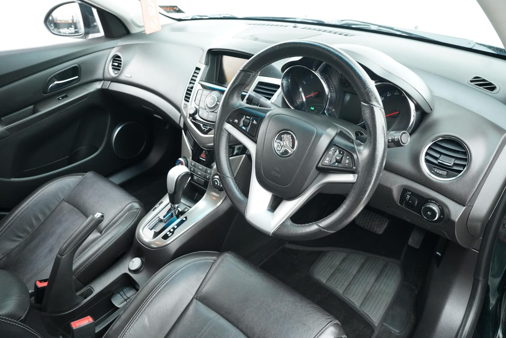 Chevrolet Cruze 1.8 Cruze Combi (facelift 2013)