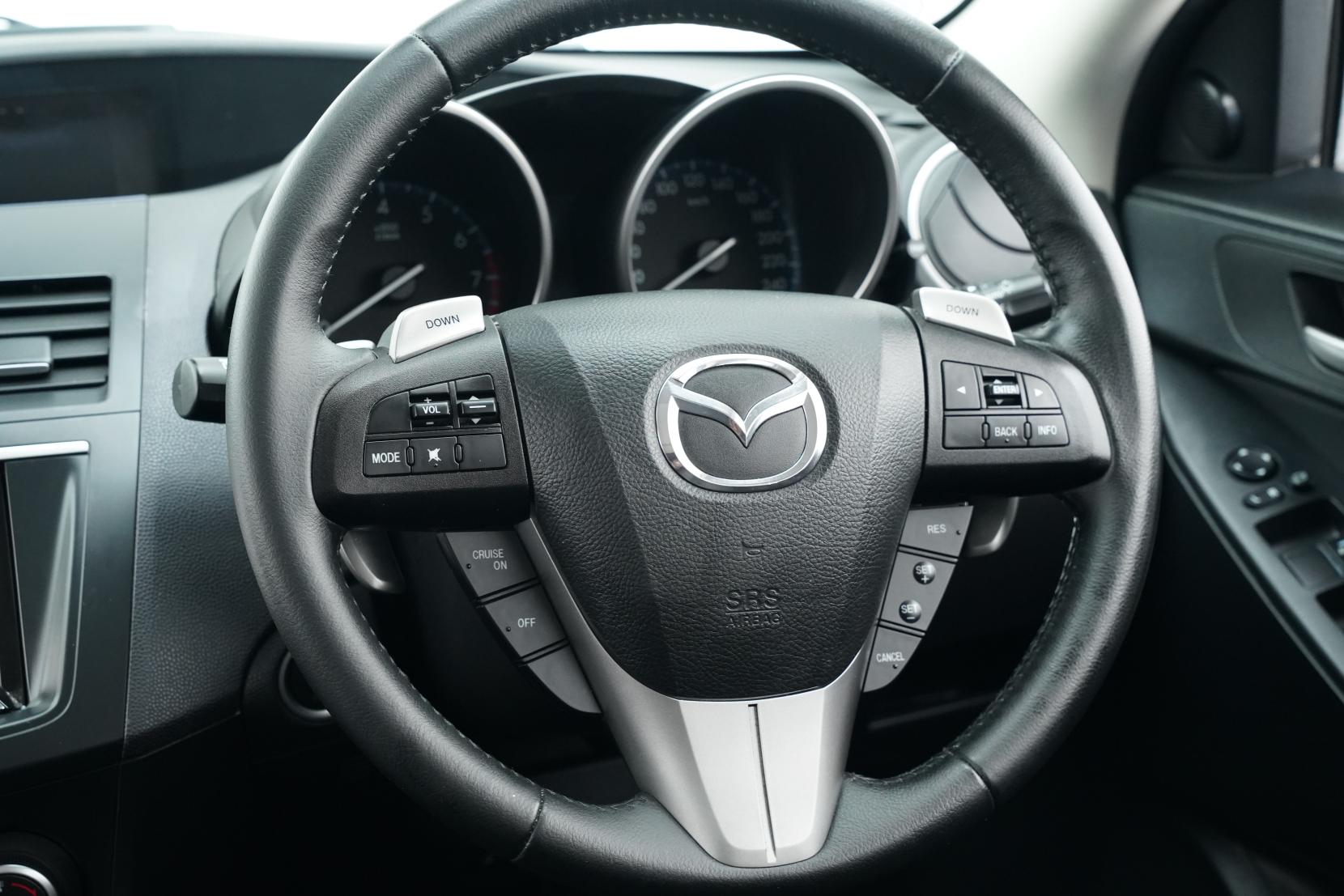 Mazda Axela Sport 20S Skyactiv