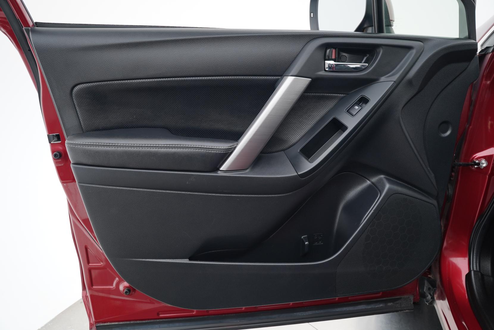 Subaru Forester 2.0 4WD 2.0XT EYESIGHT