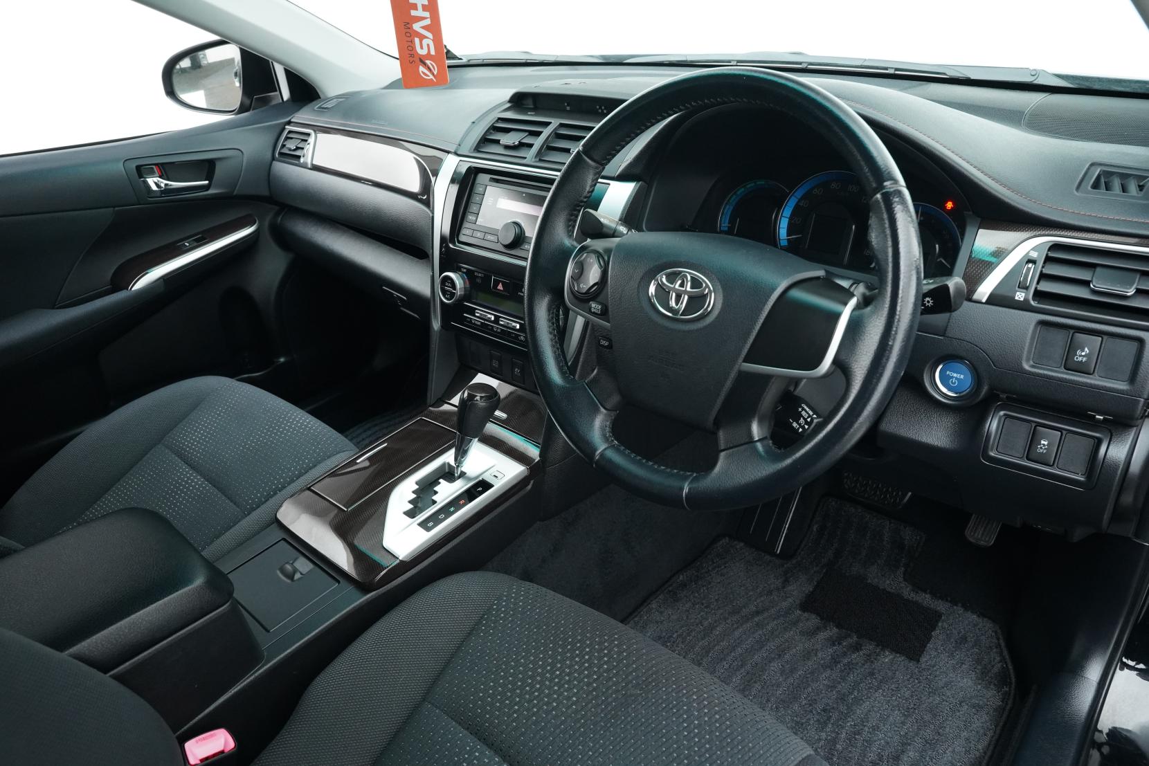 Toyota Camry Hybrid G