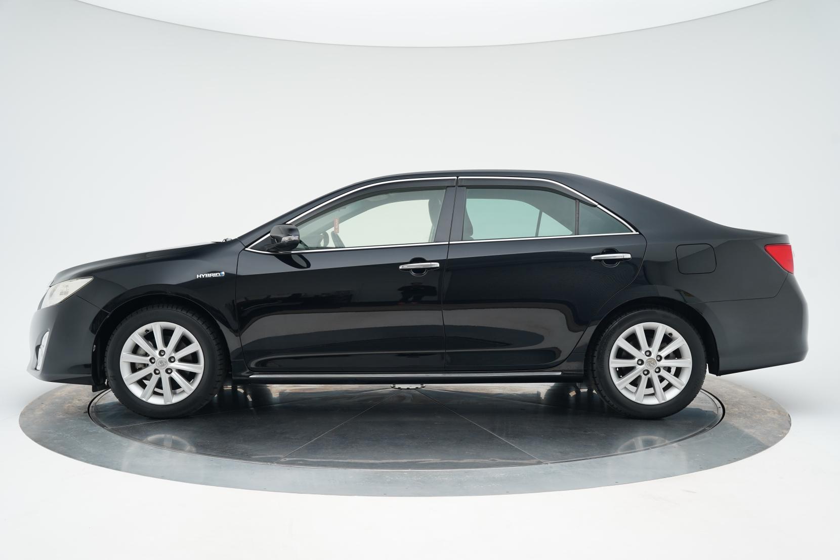 Toyota Camry Hybrid G