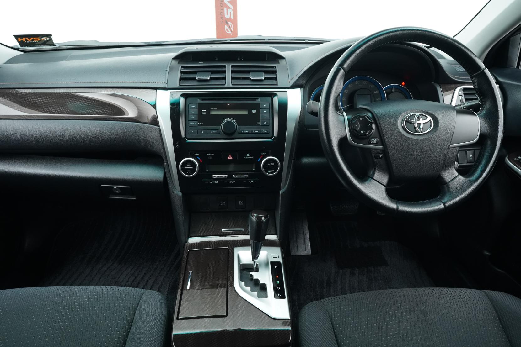 Toyota Camry Hybrid G
