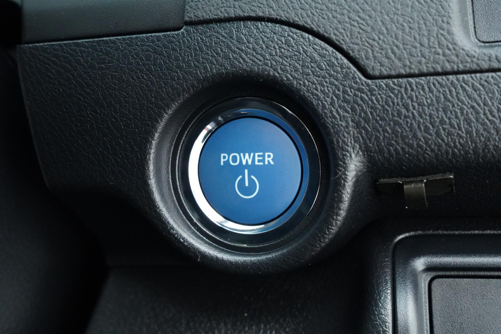 Toyota Camry Hybrid G