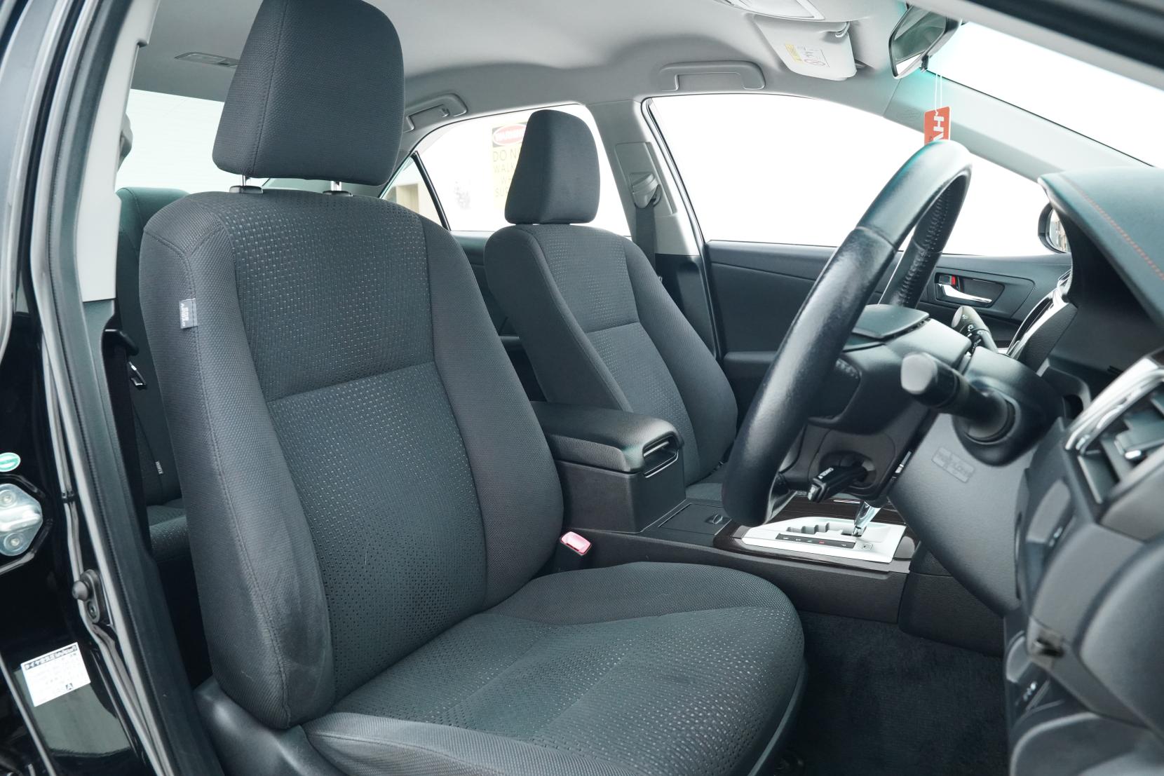 Toyota Camry Hybrid G