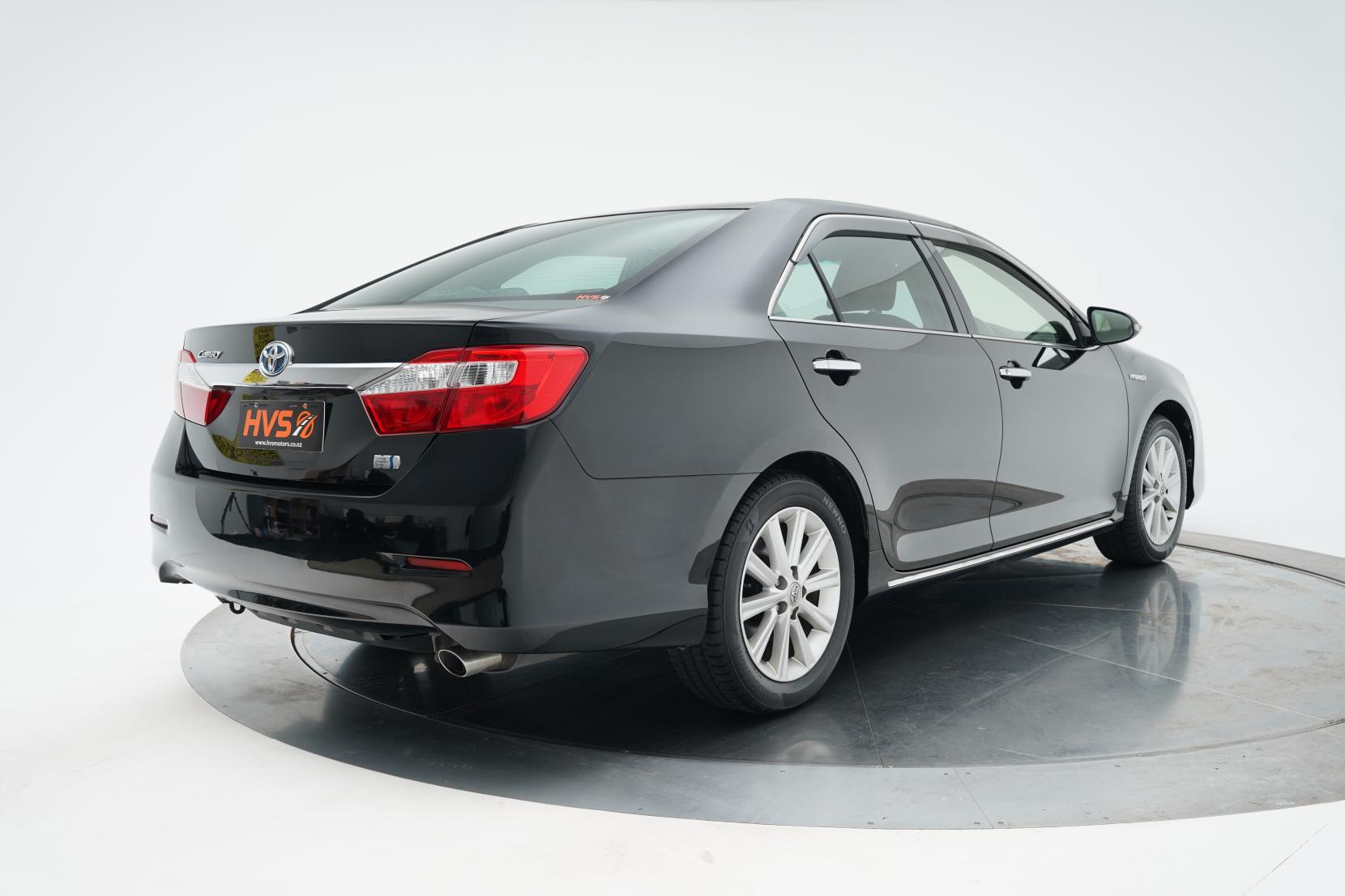 Toyota Camry Hybrid G