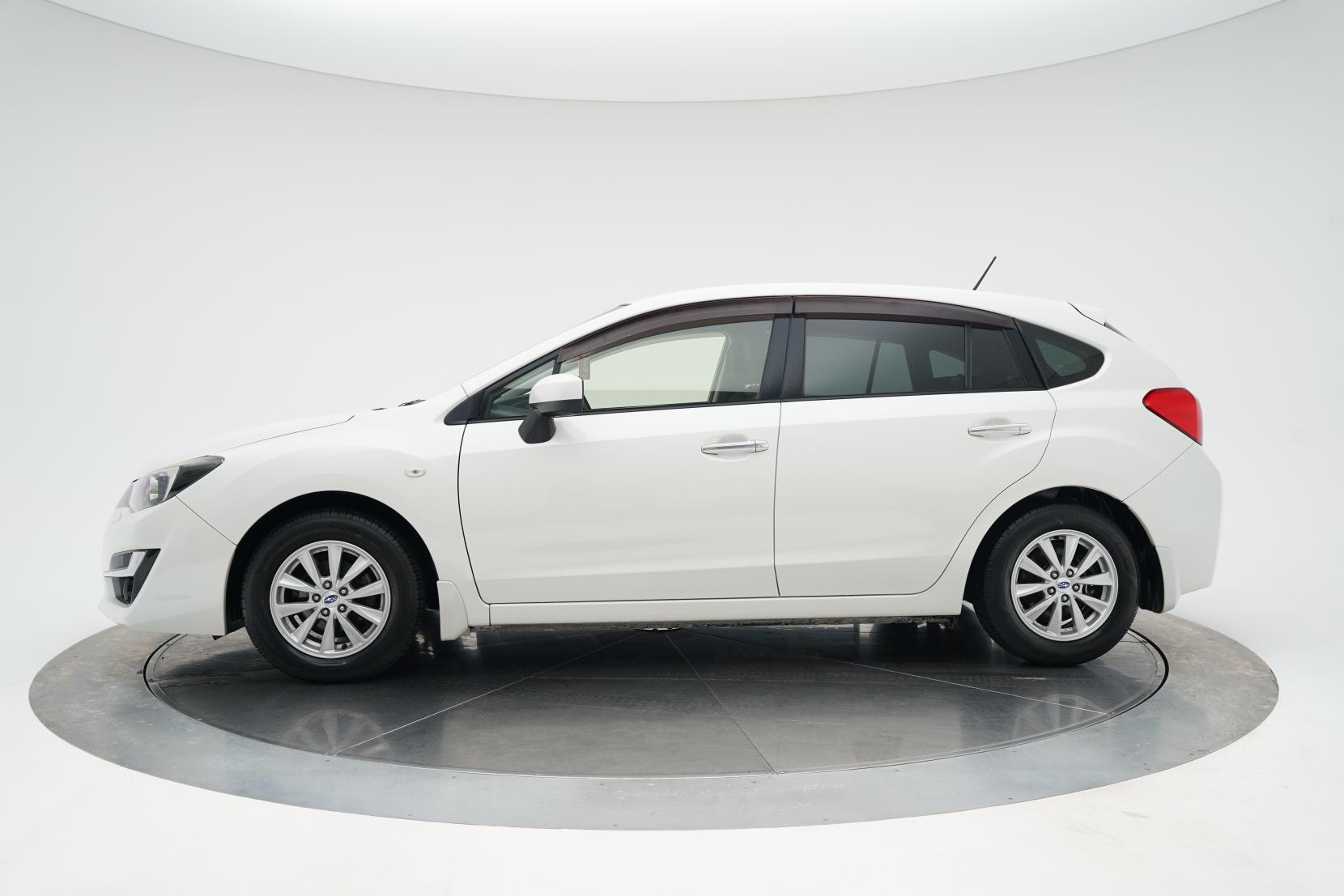 Subaru Impreza 1.6 Sport 1.6l L Proud Edition