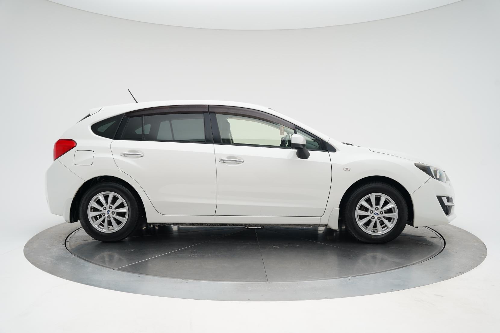 Subaru Impreza 1.6 Sport 1.6l L Proud Edition