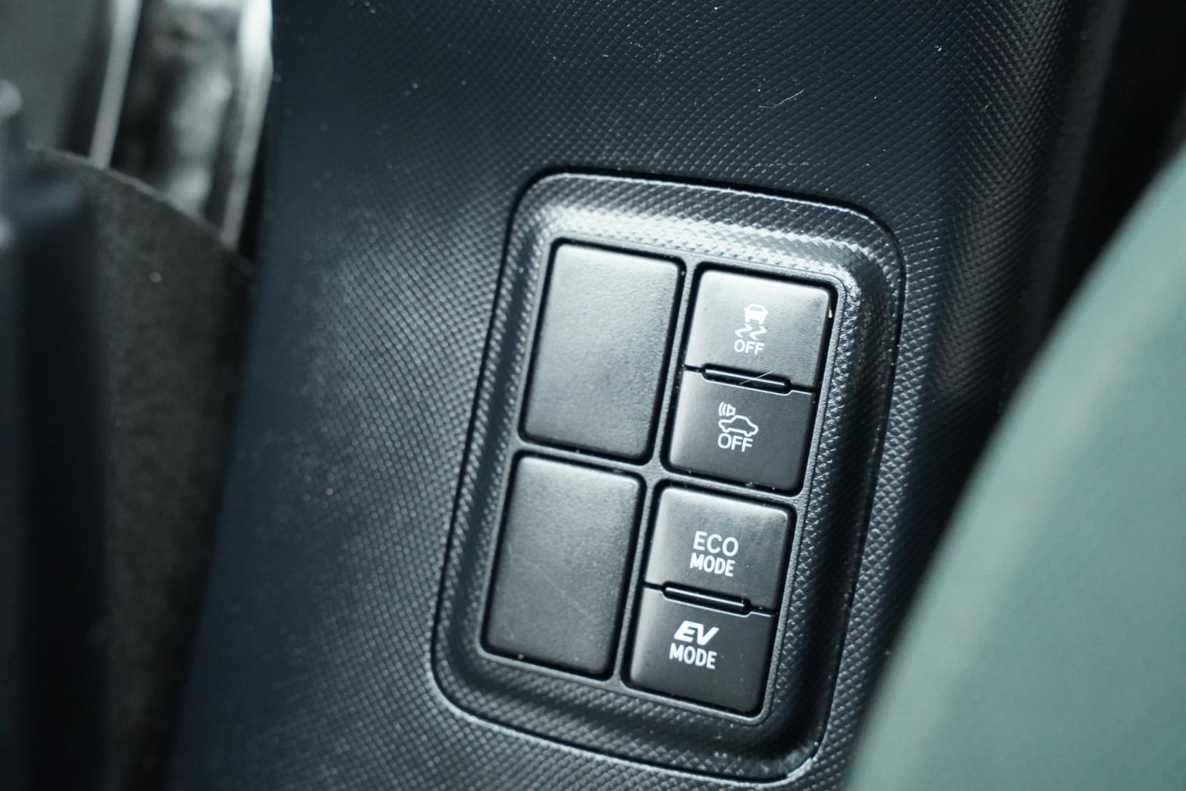Toyota Aqua S Facelift Push Start
