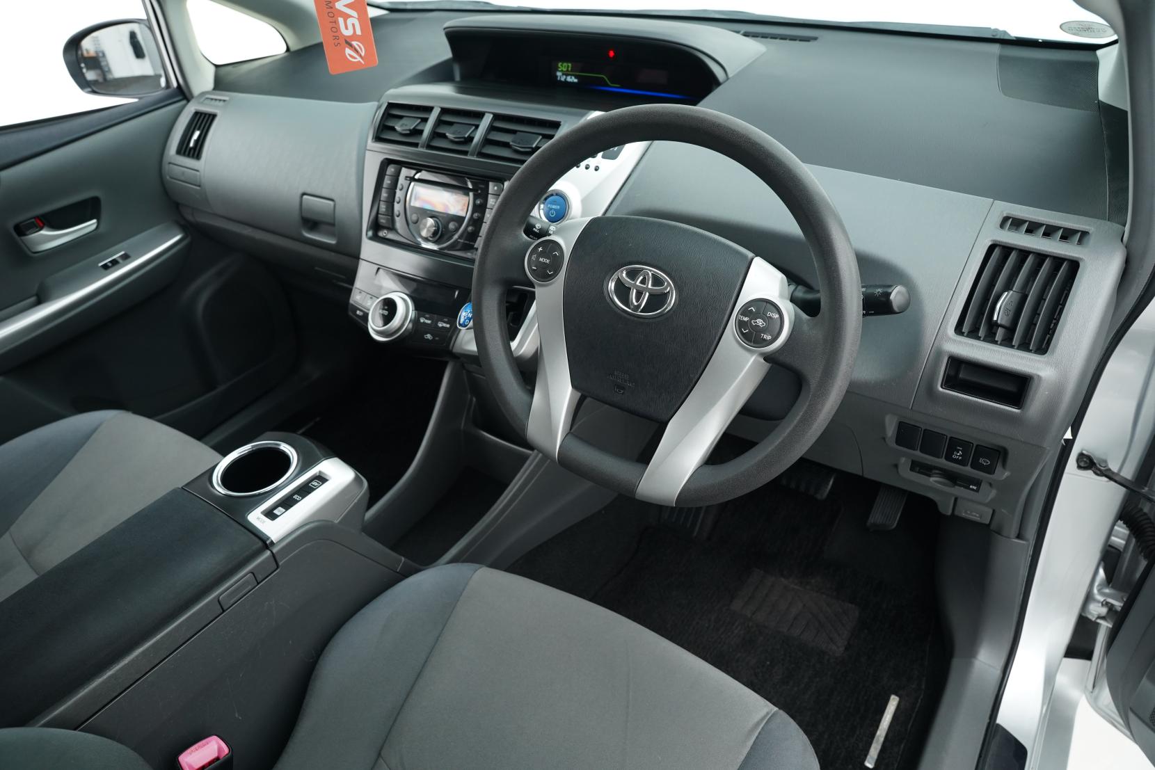 Toyota Prius 1.8 Alpha S 5 Seater