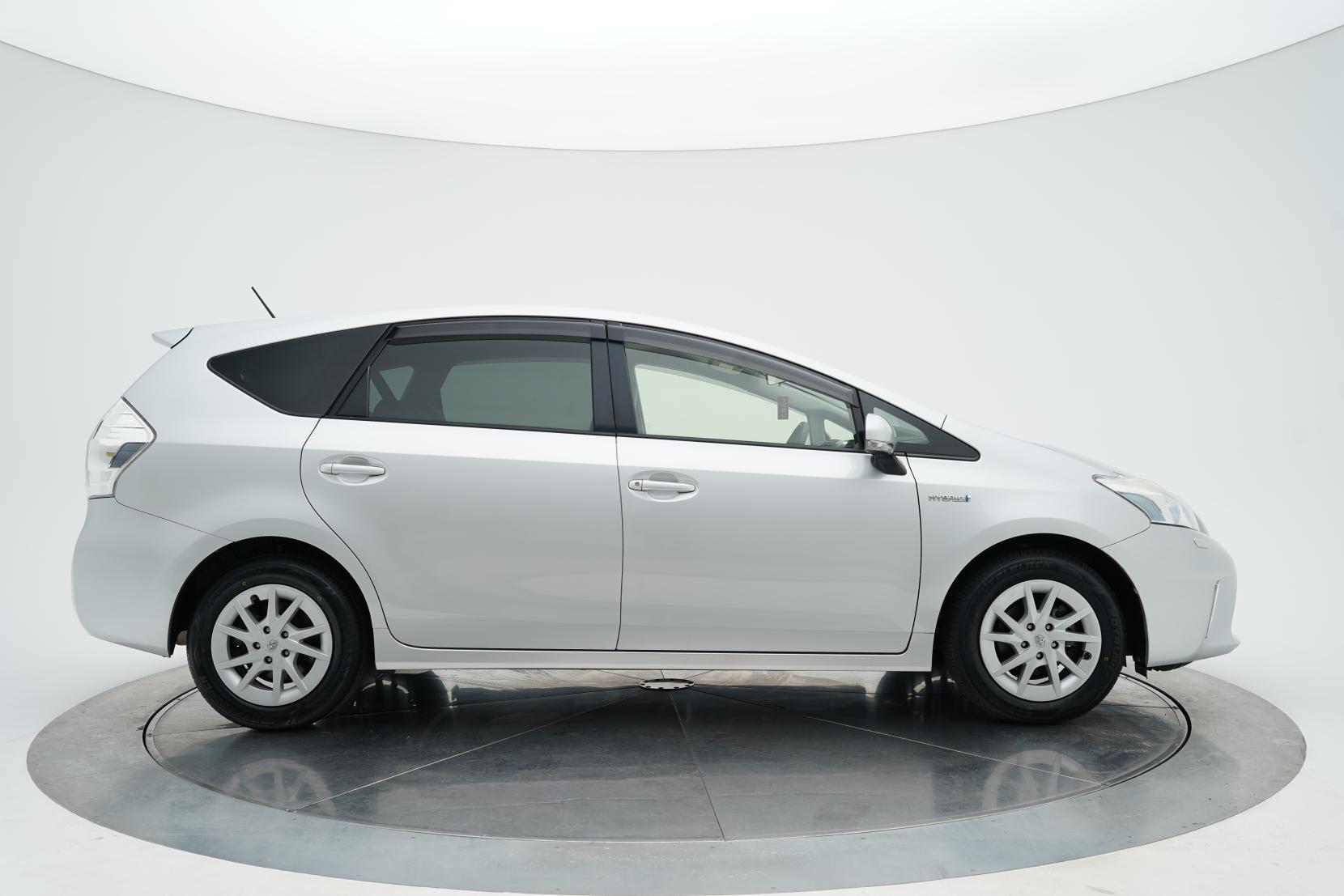 Toyota Prius 1.8 Alpha S 5 Seater