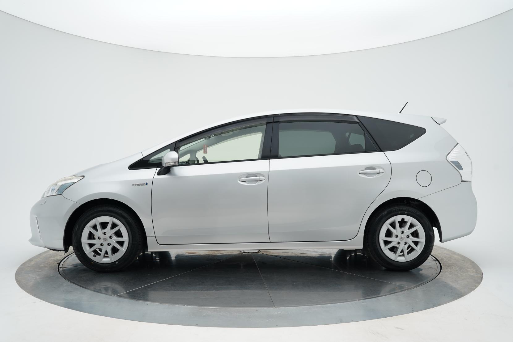 Toyota Prius 1.8 Alpha S 5 Seater