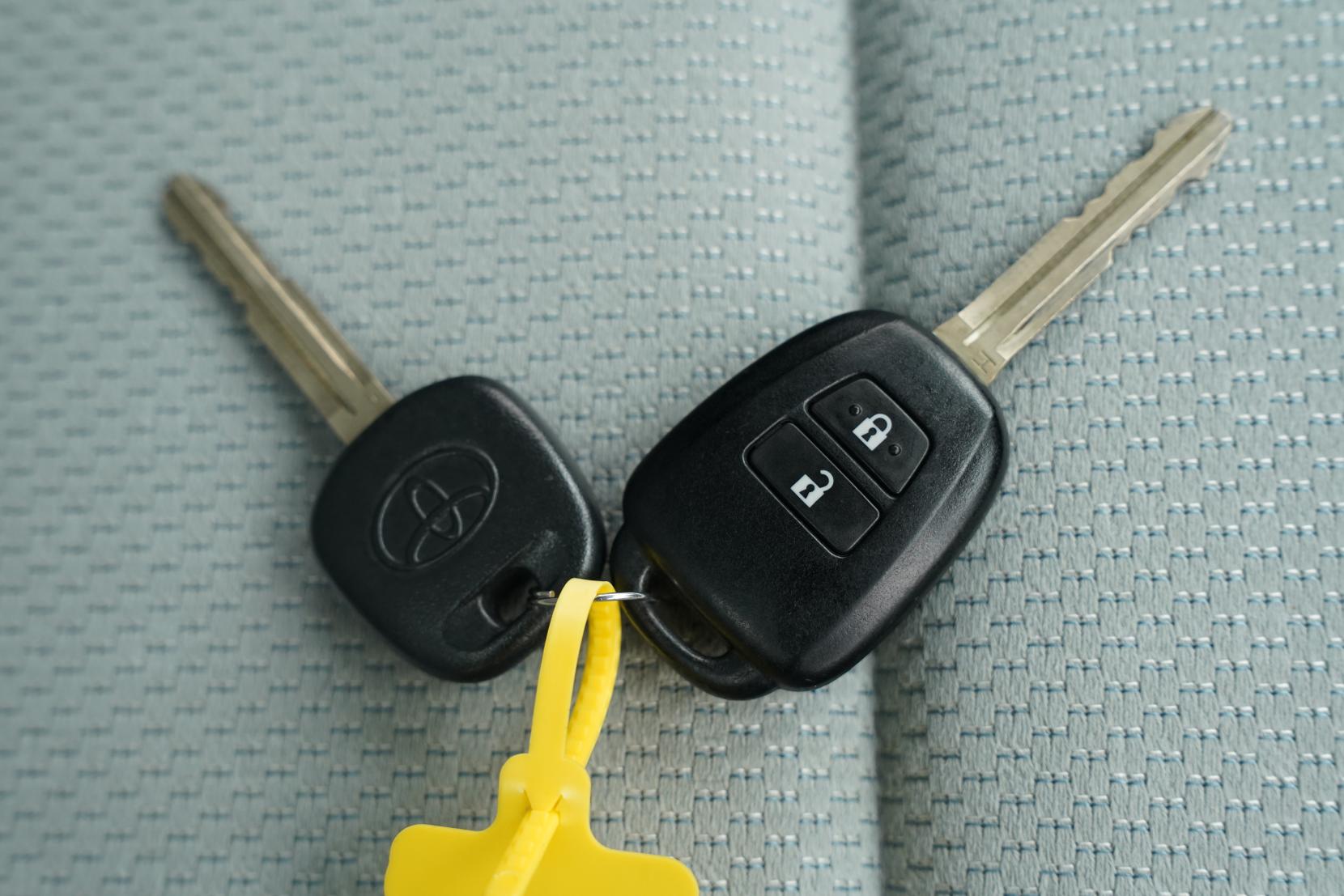 Toyota Aqua L