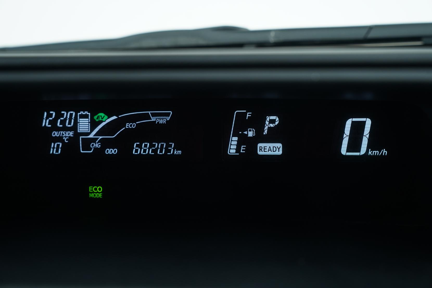Toyota Aqua L