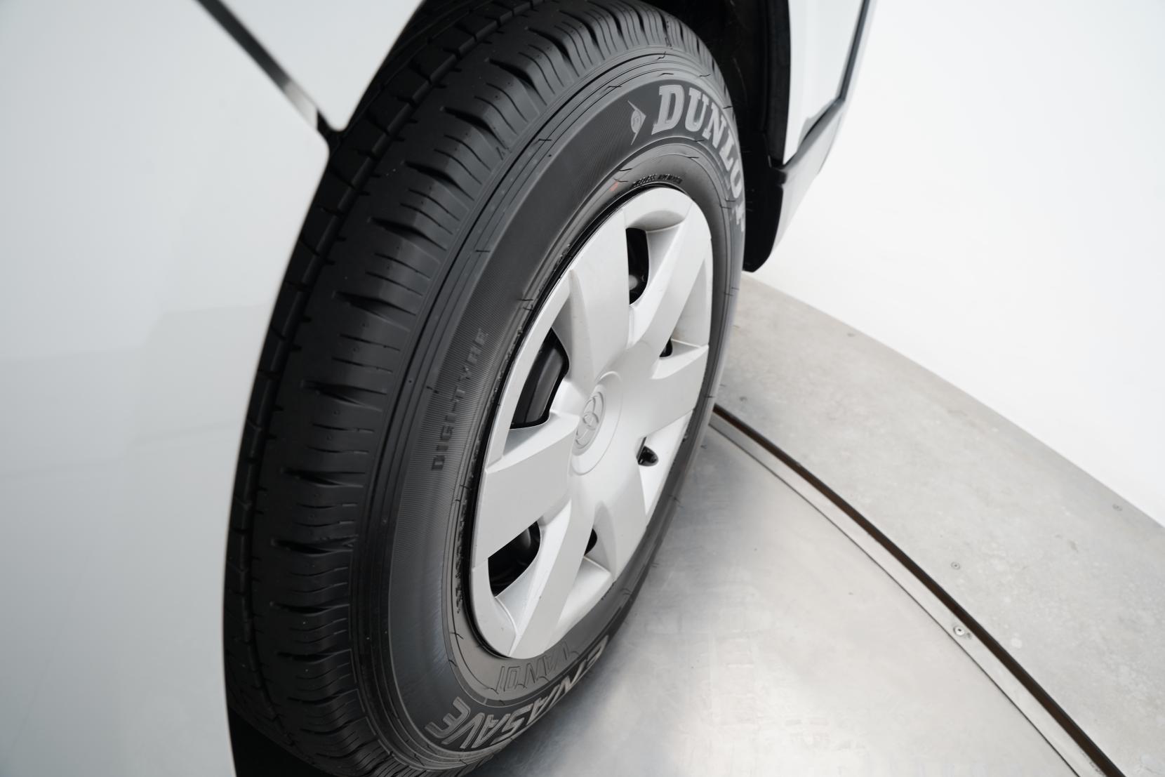 Toyota Regius 2.8 ACE 2.8TD Dual Slider 5 Door