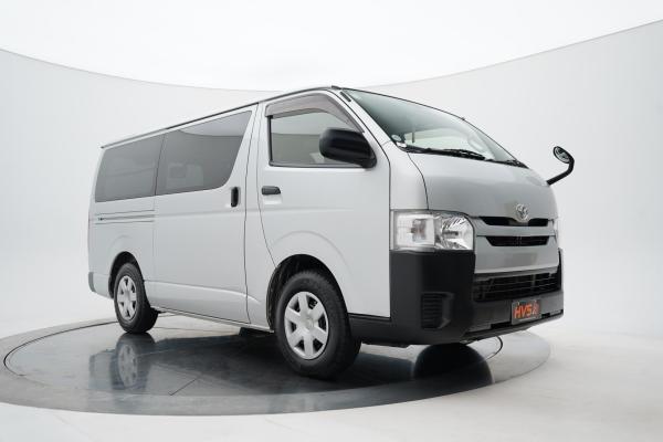 Toyota Regius 2.8 ACE 2.8TD Dual Slider 5 Door