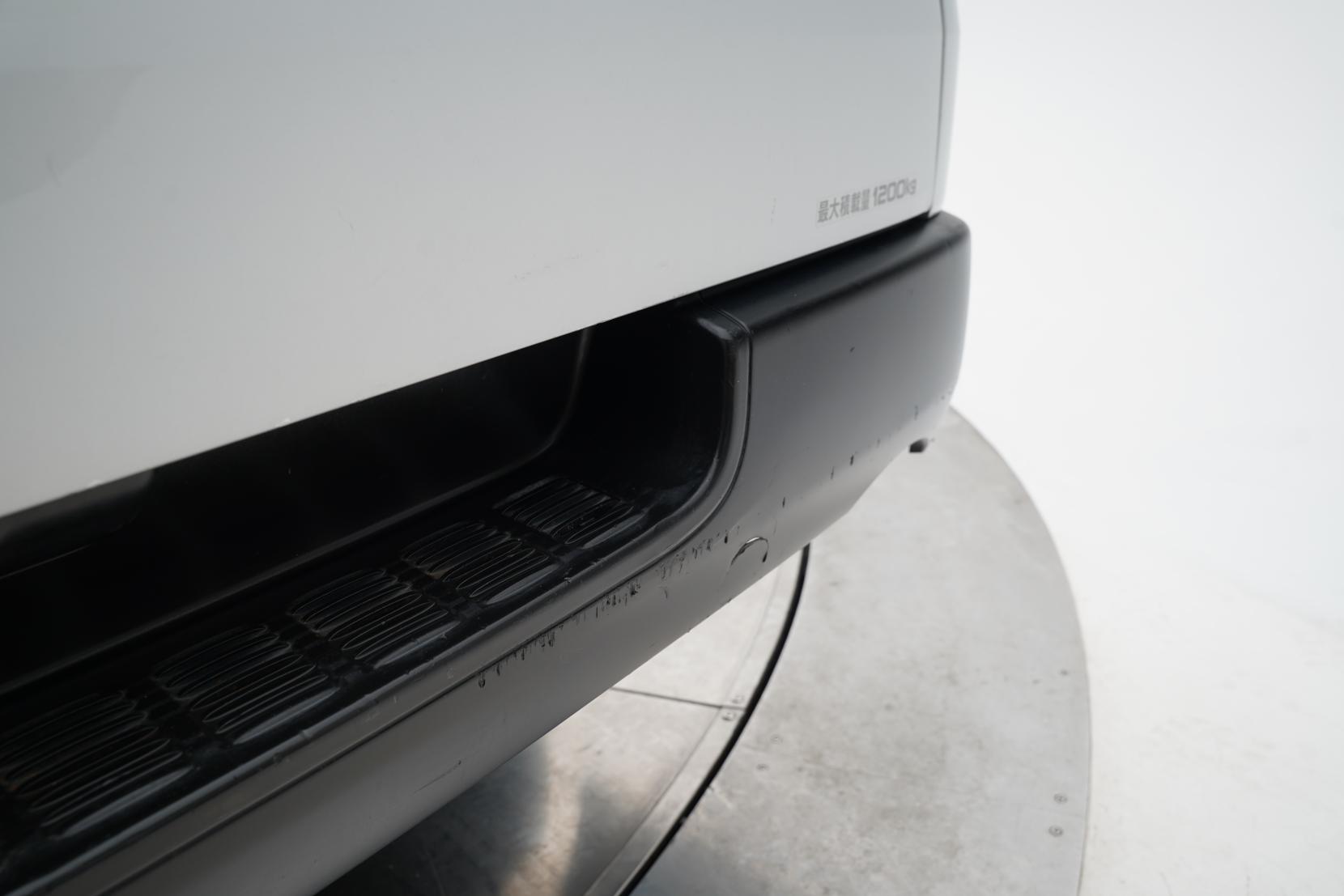 Toyota Regius 2.8 ACE 2.8TD Dual Slider 5 Door