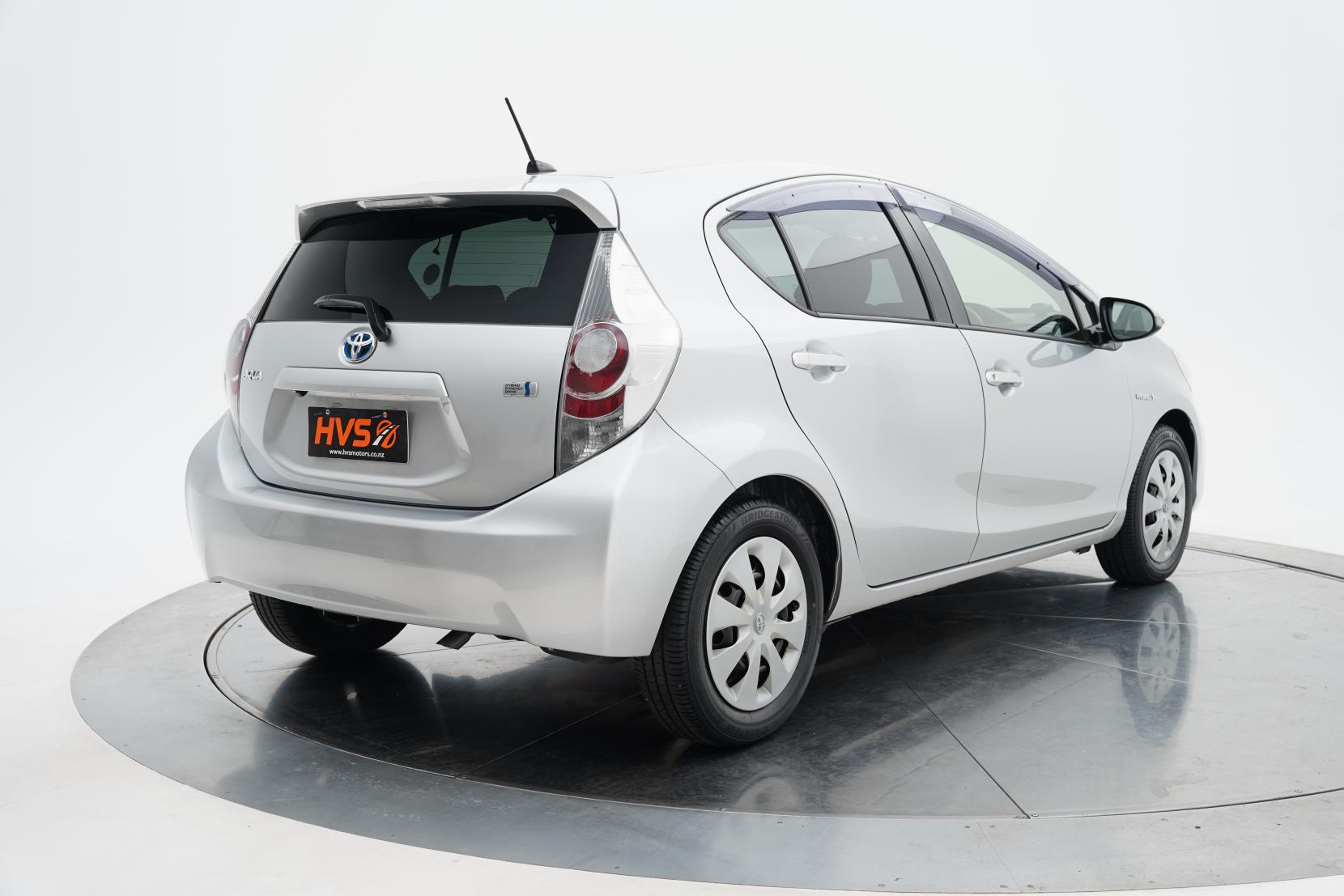Toyota Aqua 1.5 S Push Start