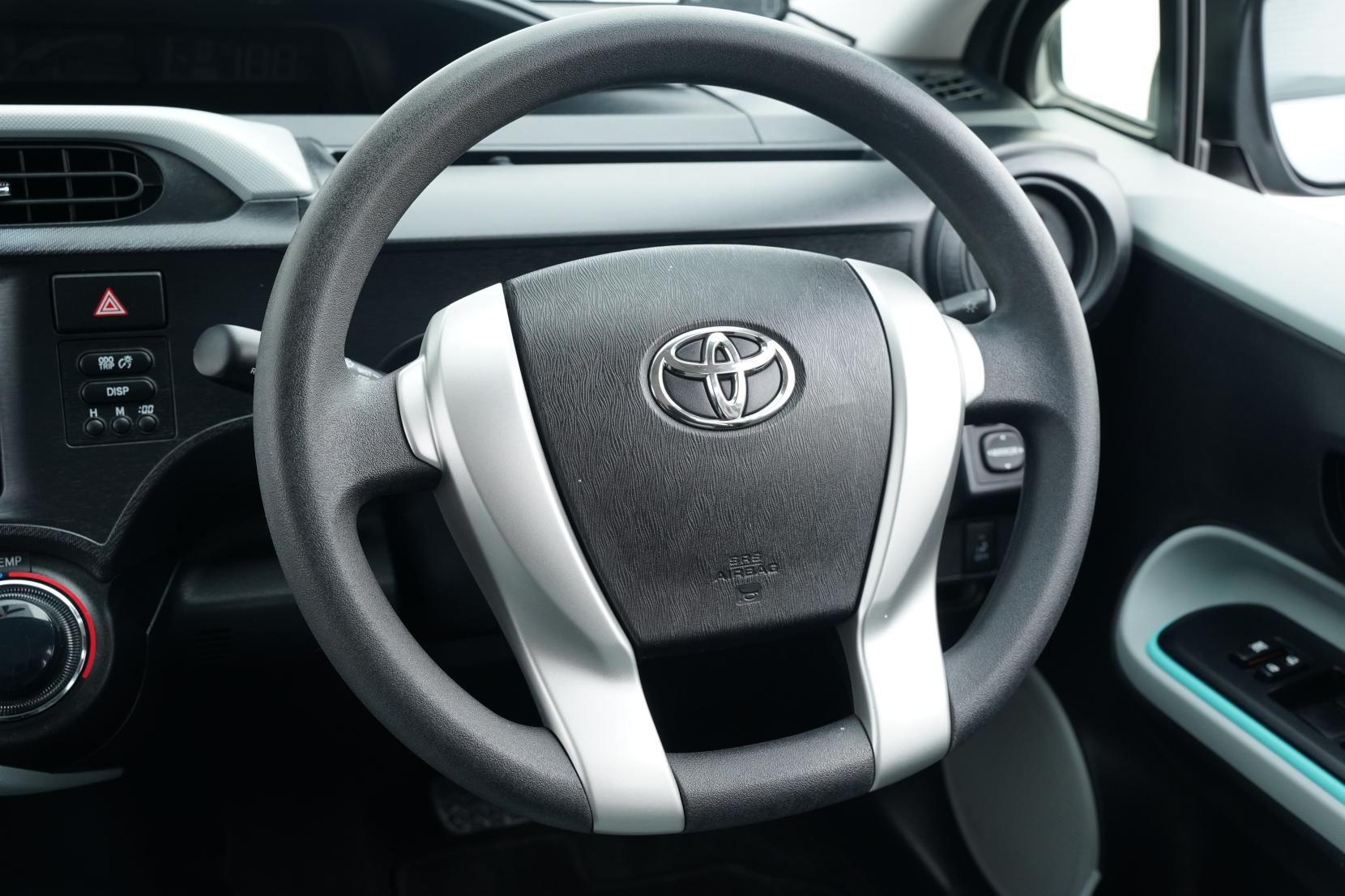 Toyota Aqua 1.5 S Push Start