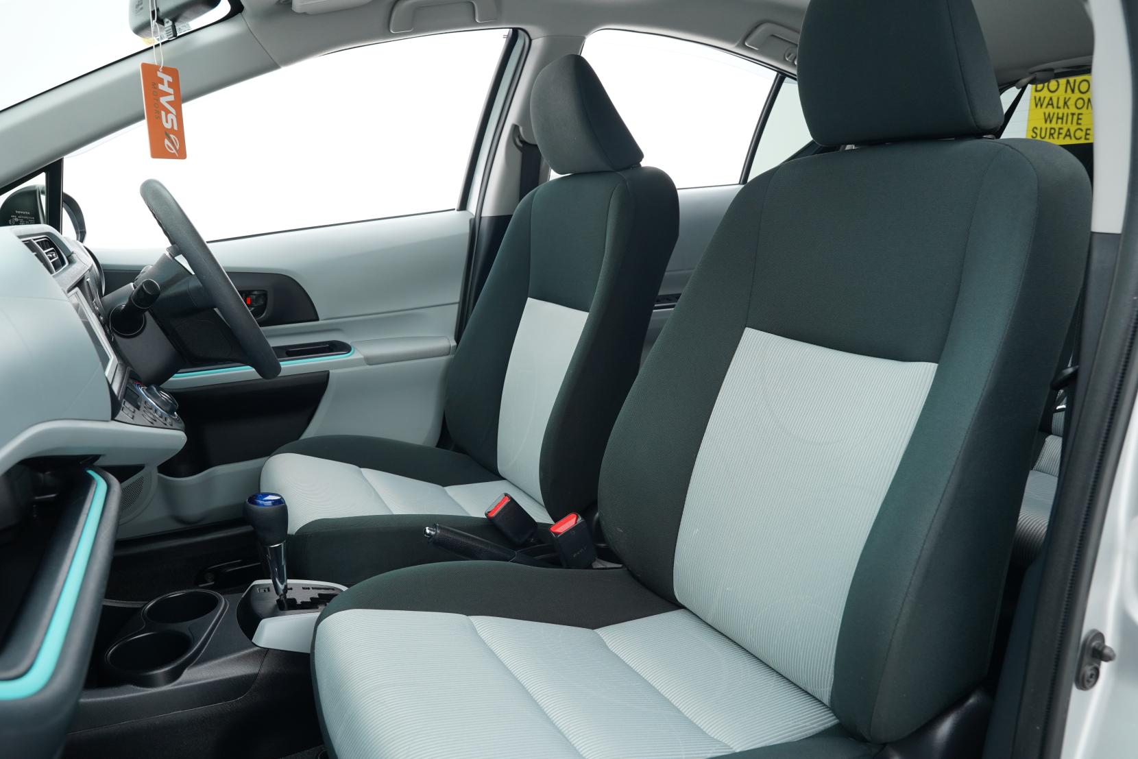 Toyota Aqua 1.5 S Push Start
