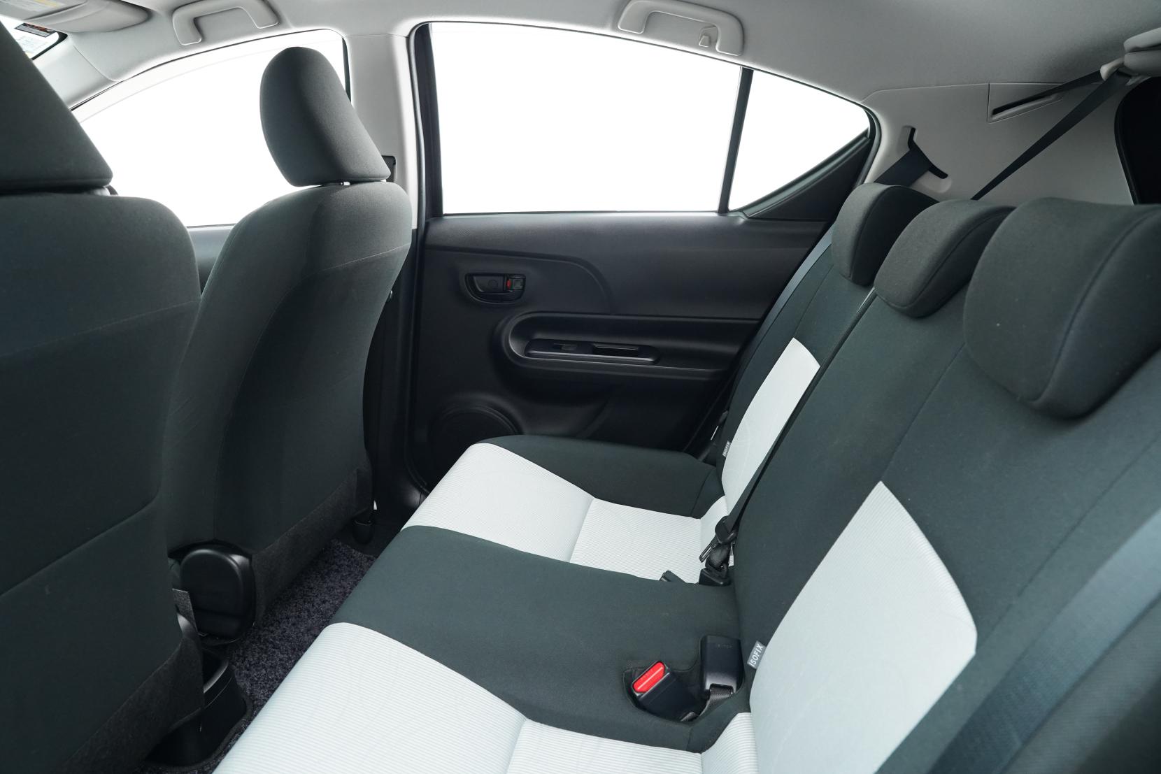 Toyota Aqua 1.5 S Push Start