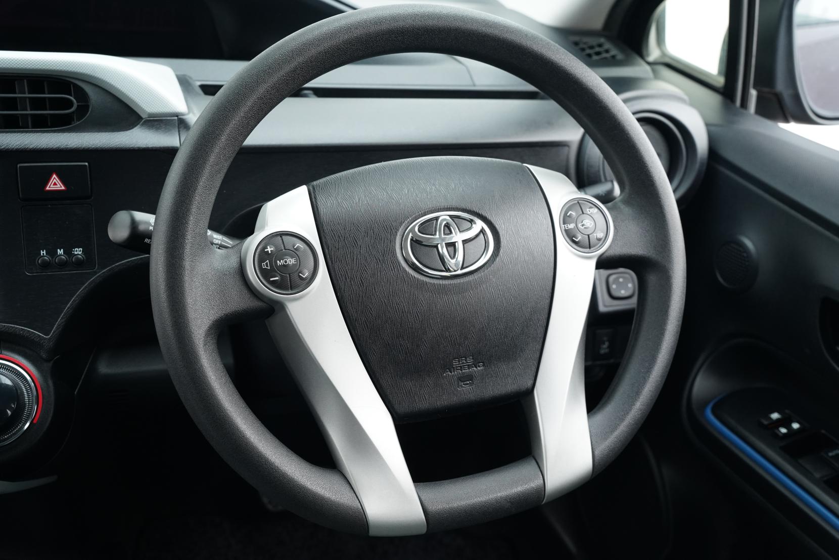 Toyota Aqua 1.5 S Push Start