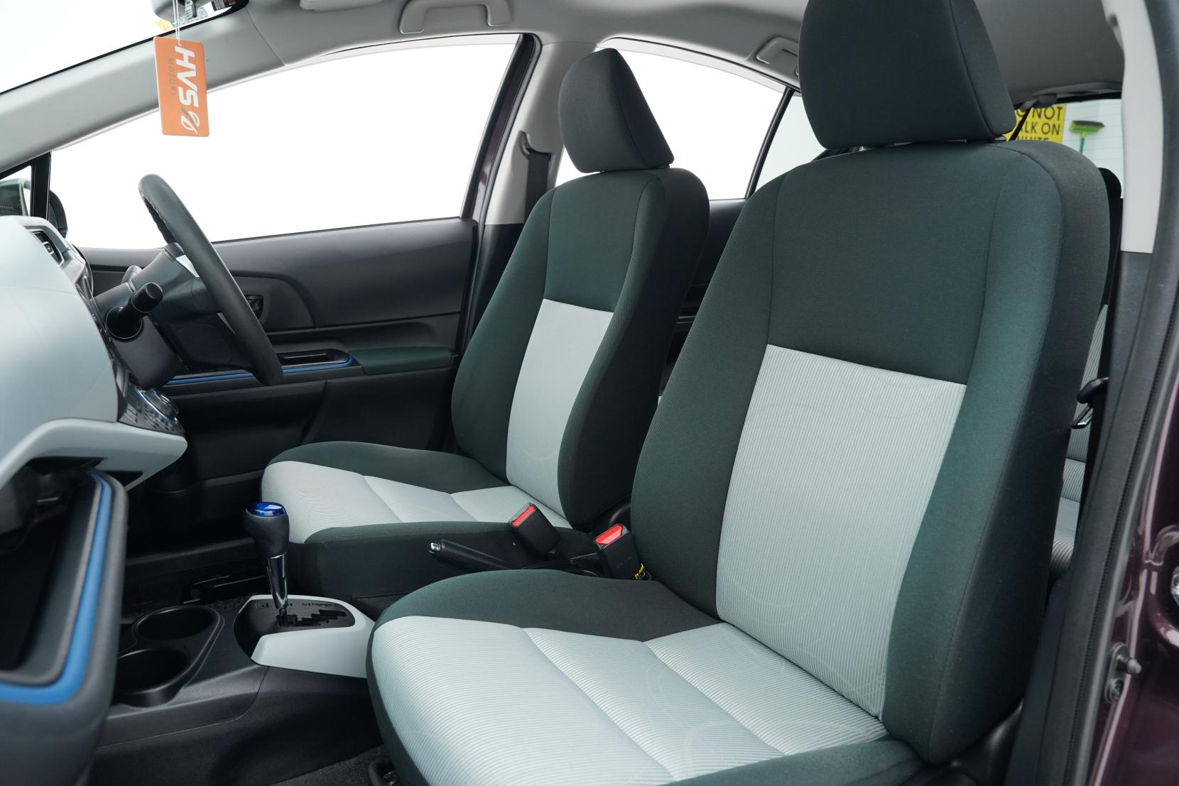 Toyota Aqua 1.5 S Push Start