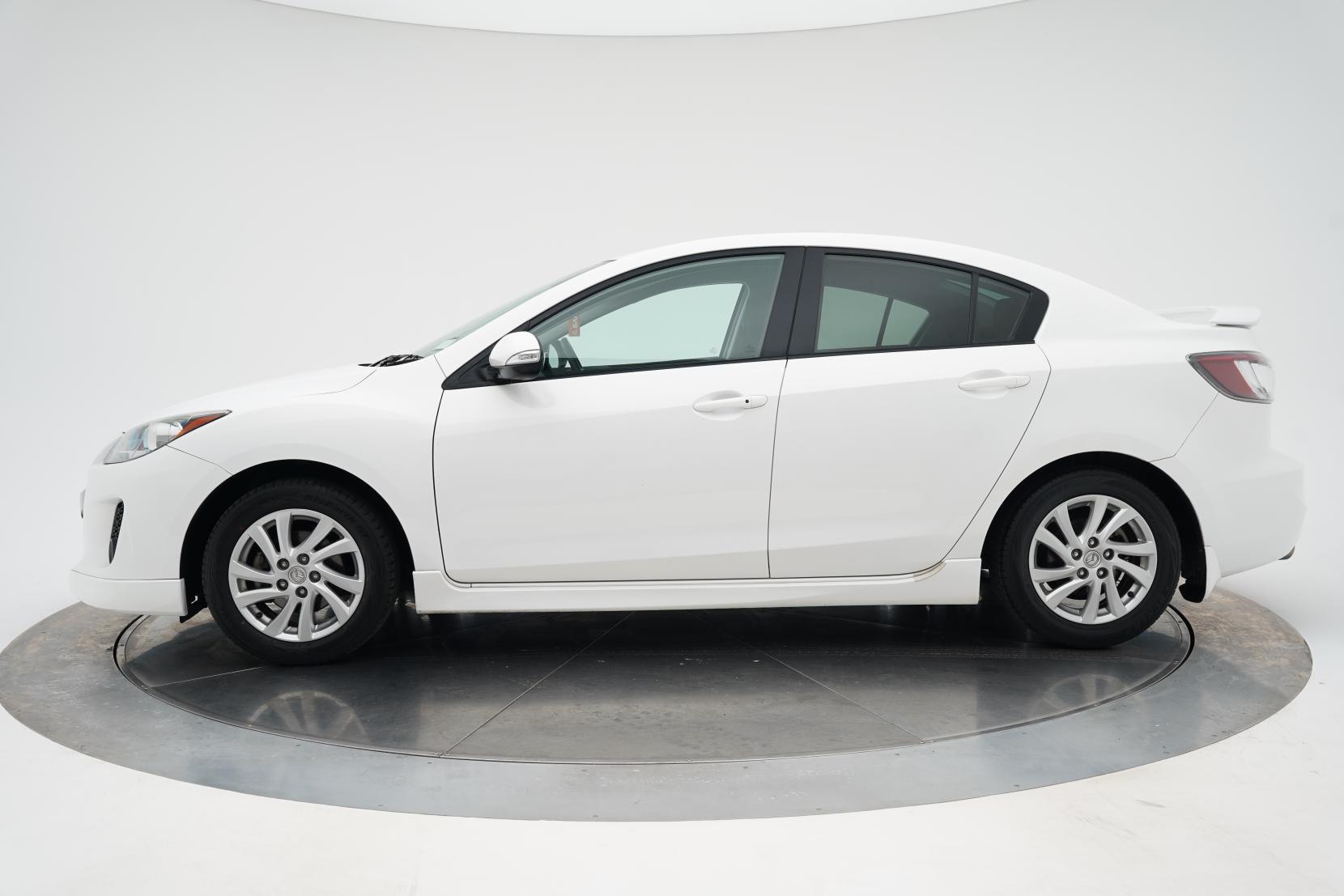 Mazda Axela 2.0 20E SKYACTIVE