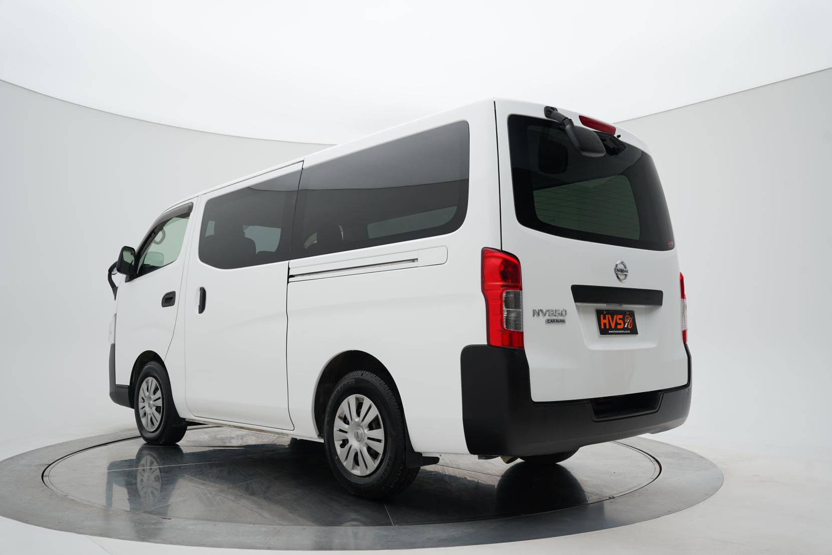 Nissan Caravan / Urvan (1973–present) 2.5 NV350 Caravan Diesel DX 