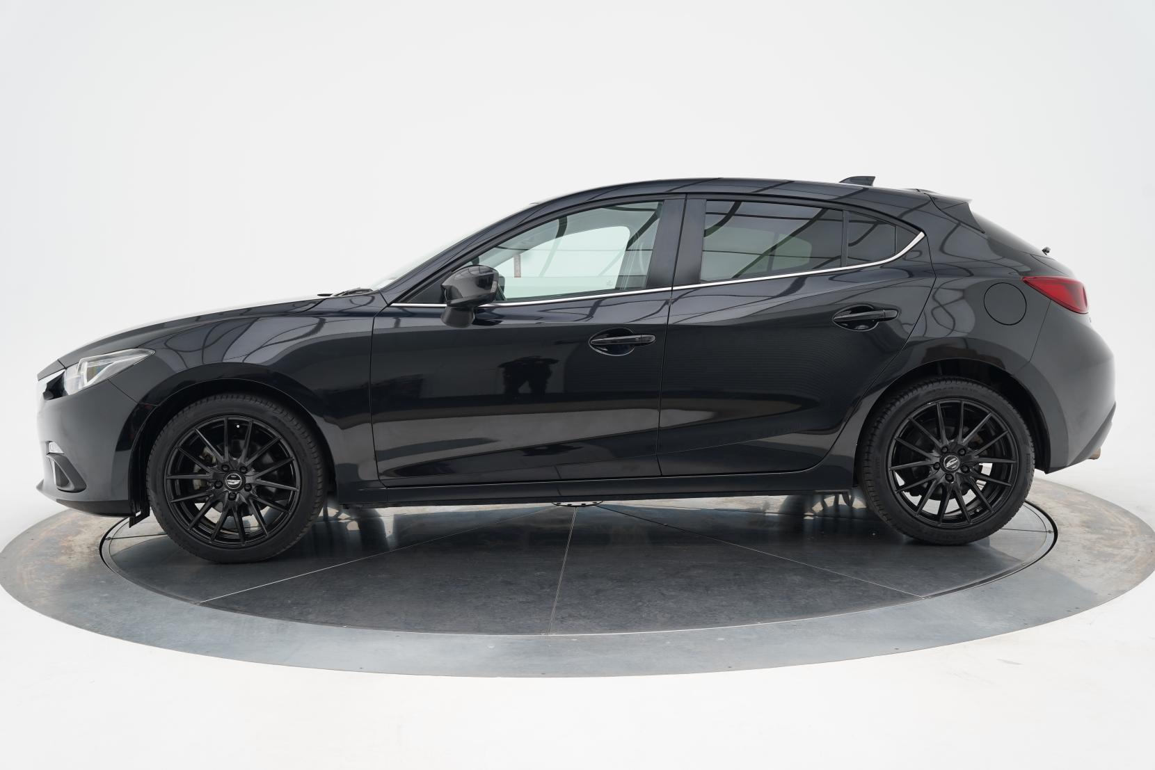 Mazda Axela 2.0 Sport 20S Touring L Package