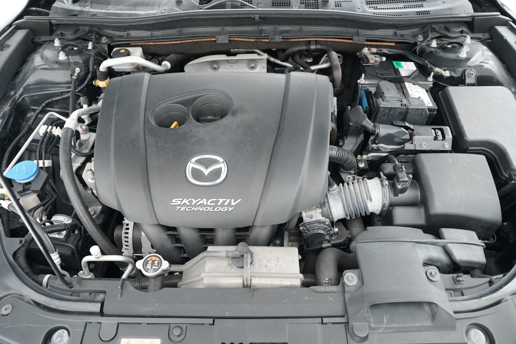 Mazda Axela 2.0 Sport 20S Touring L Package