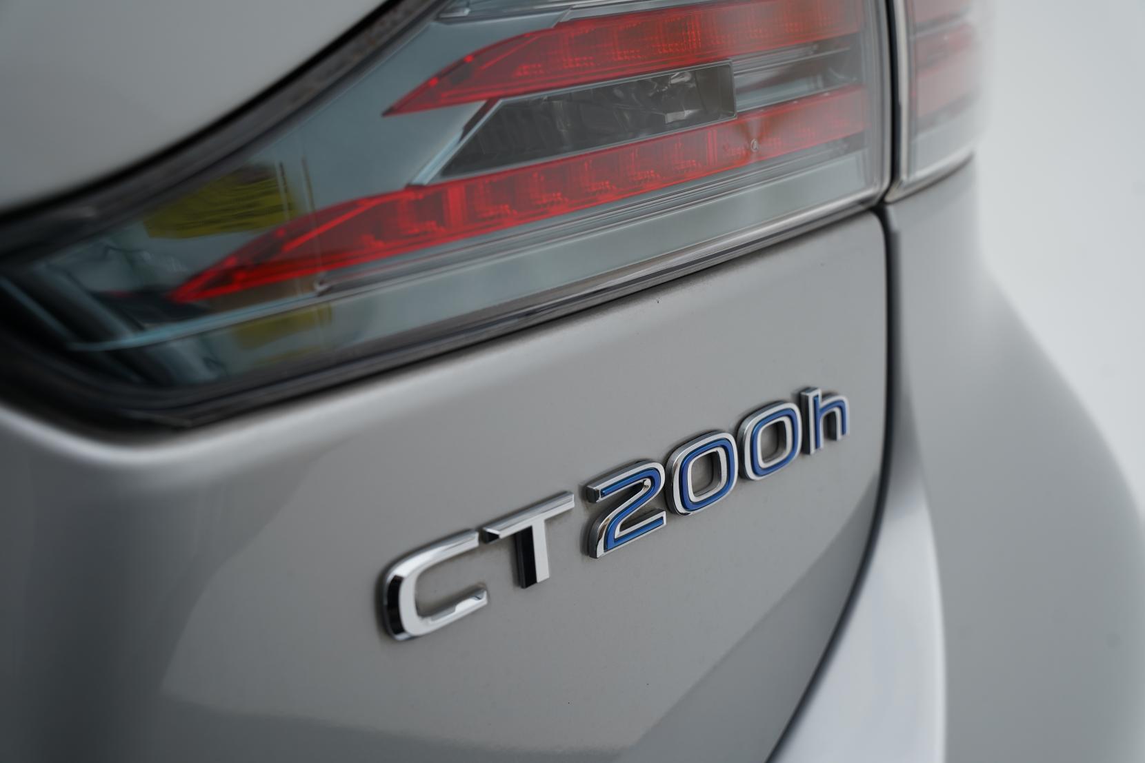 Lexus CT Car Model 1.8 HYBRID F-SPORT Hybrid