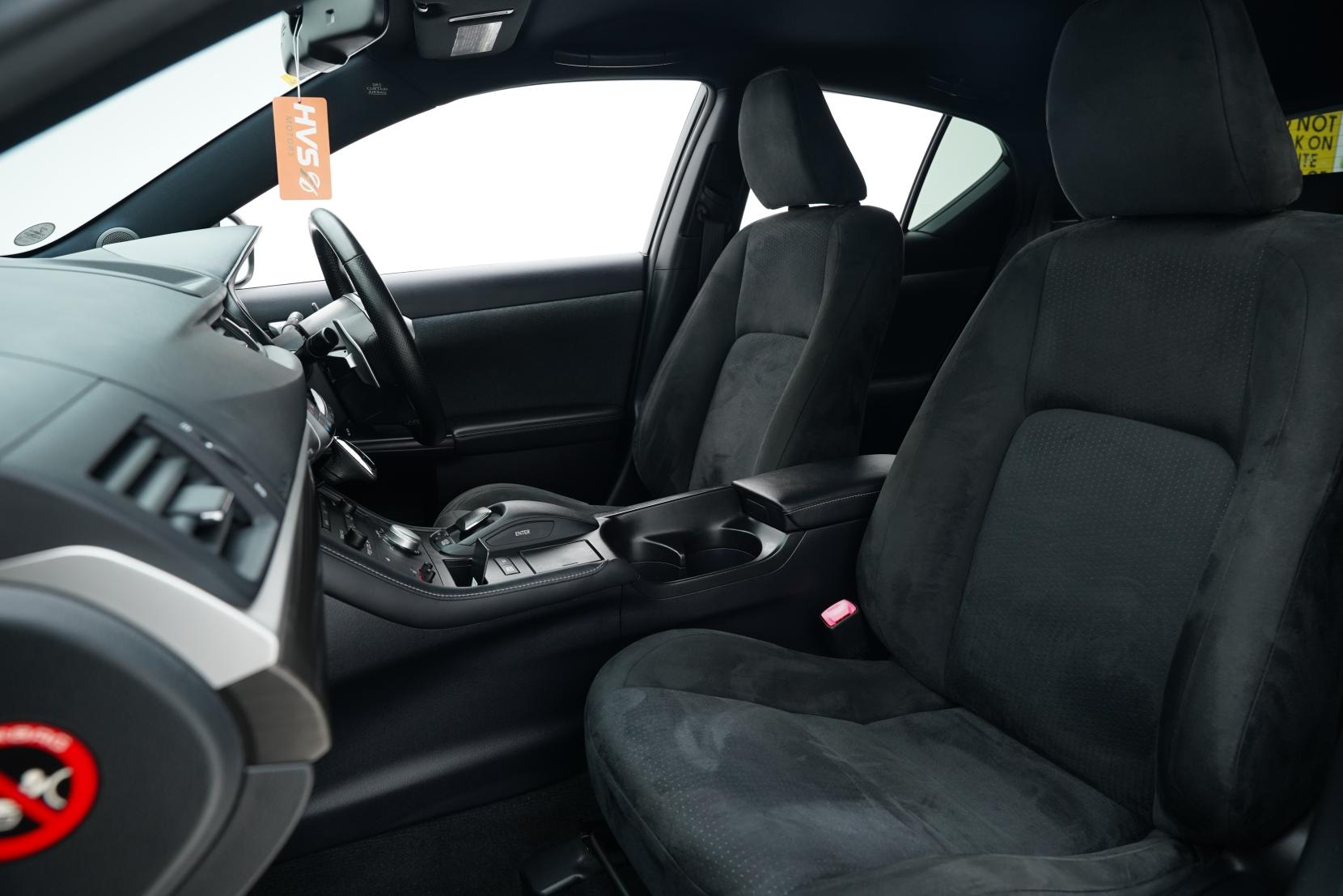 Lexus CT Car Model 1.8 HYBRID F-SPORT Hybrid