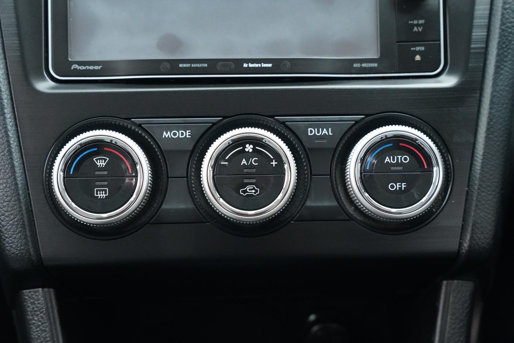 Subaru XV 2.0 Hybrid 2.0l-L 4WD EyeSight