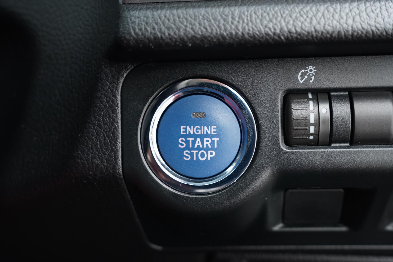 Subaru XV 2.0 Hybrid 2.0l-L 4WD EyeSight