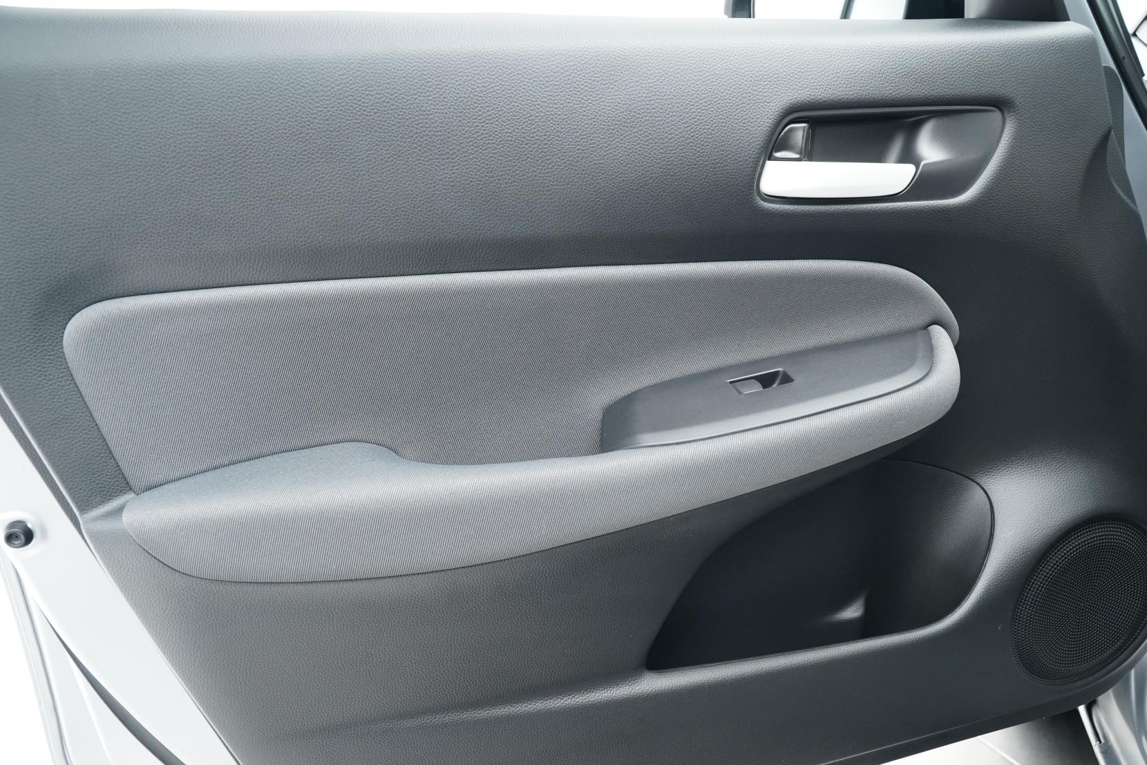 Honda Fit ARIA e:HEV