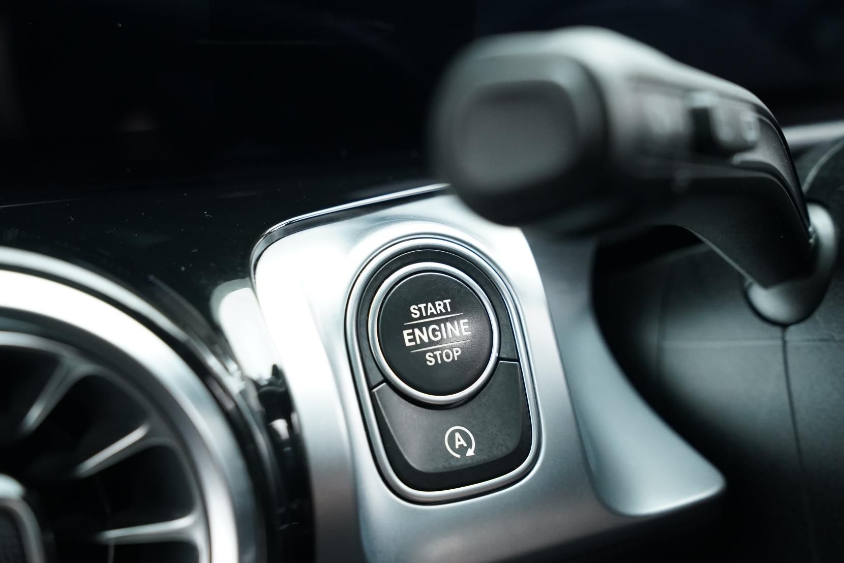 Mercedes-Benz GLB 250 2.0 250 4M 2.0P/4WD/8AT