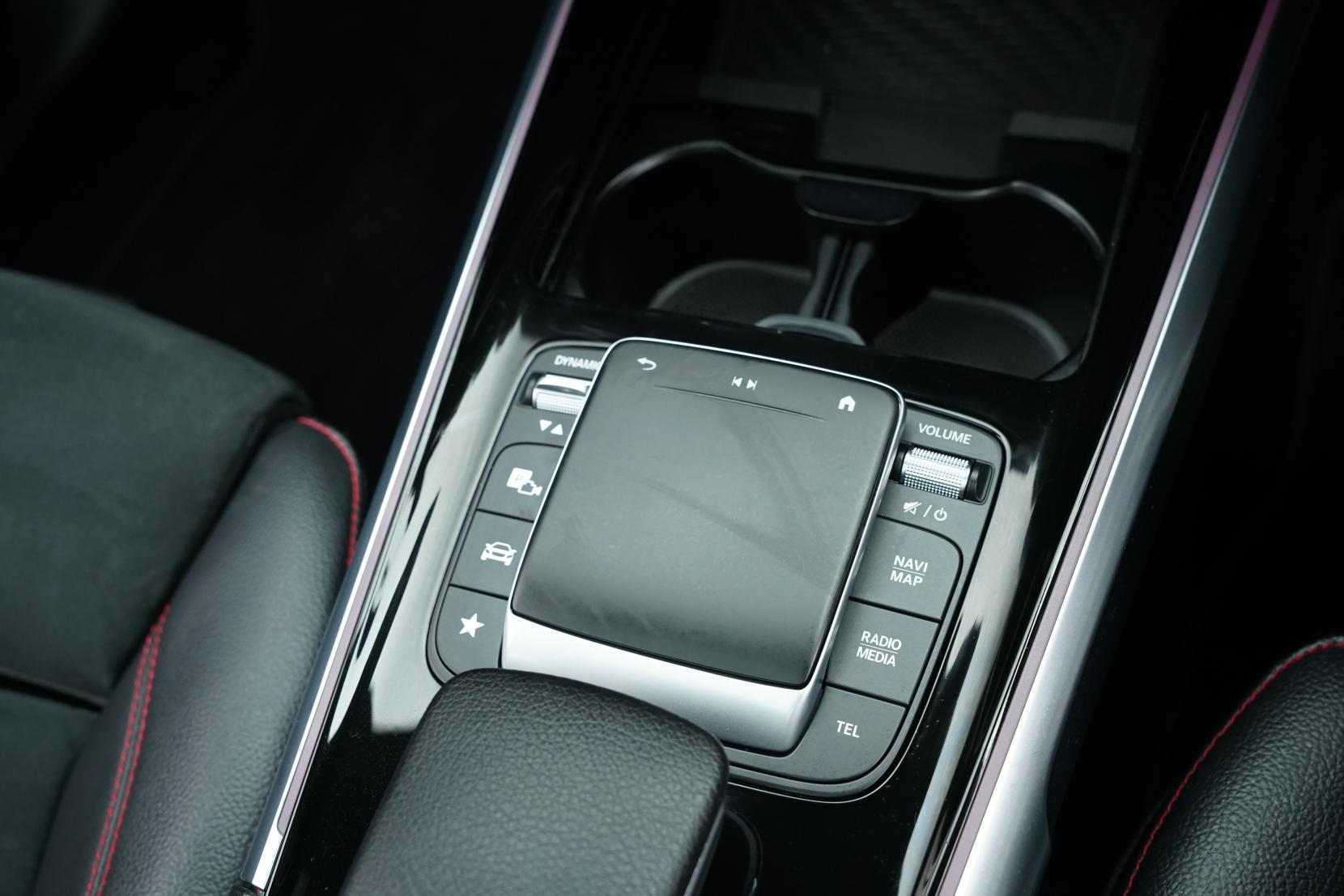 Mercedes-Benz GLB 250 2.0 250 4M 2.0P/4WD/8AT