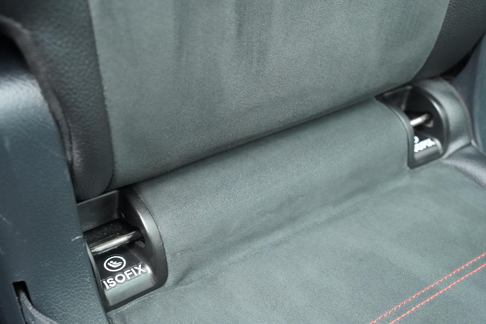 Mercedes-Benz GLB 250 2.0 250 4M 2.0P/4WD/8AT