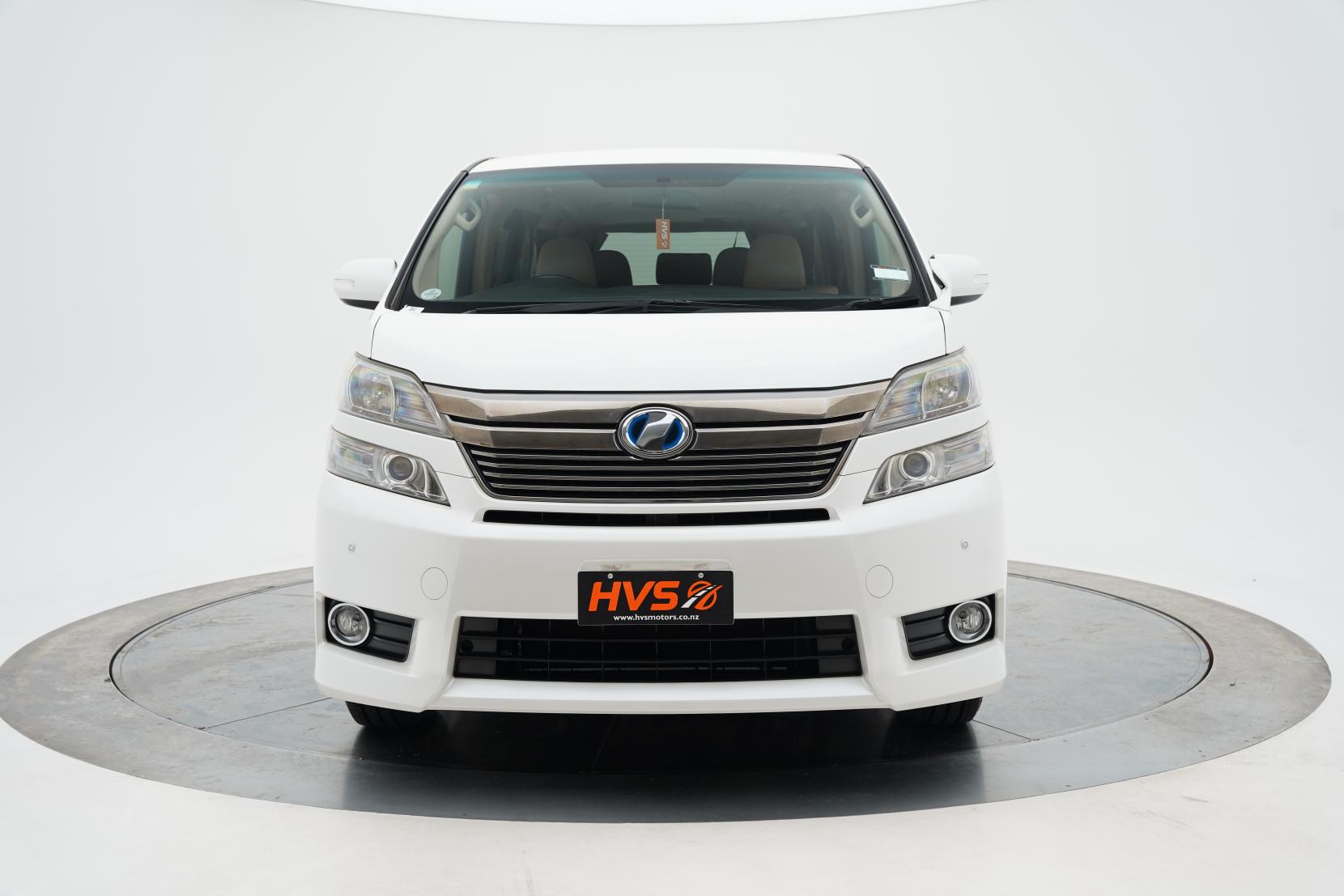 Toyota Alphard 2.4 HYBRID X 4WD