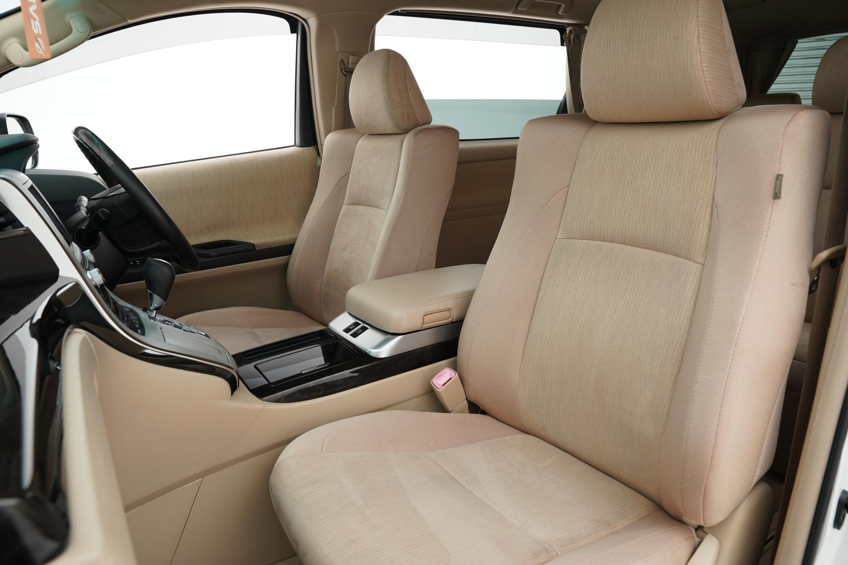 Toyota Alphard 2.4 HYBRID X 4WD