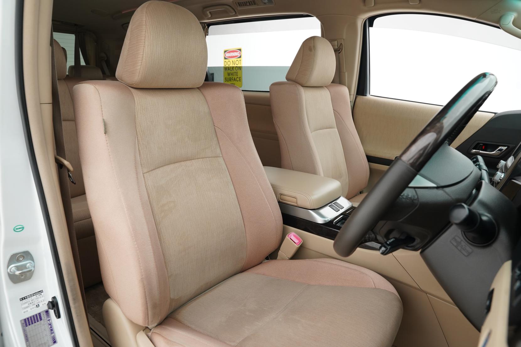 Toyota Alphard 2.4 HYBRID X 4WD