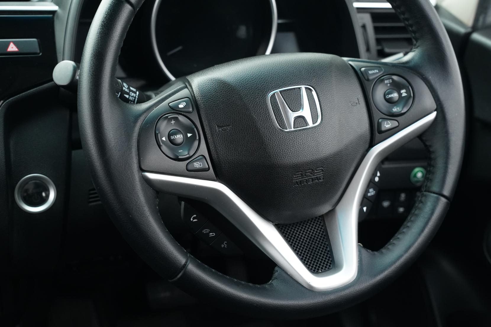 Honda Fit 1.5 ARIA HYBRID L HONDA SENSING