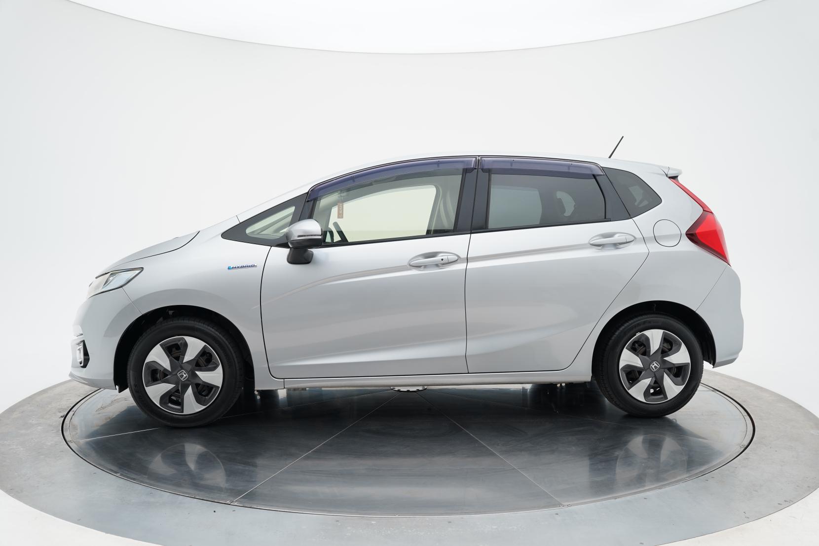 Honda Fit 1.5 ARIA HYBRID L HONDA SENSING
