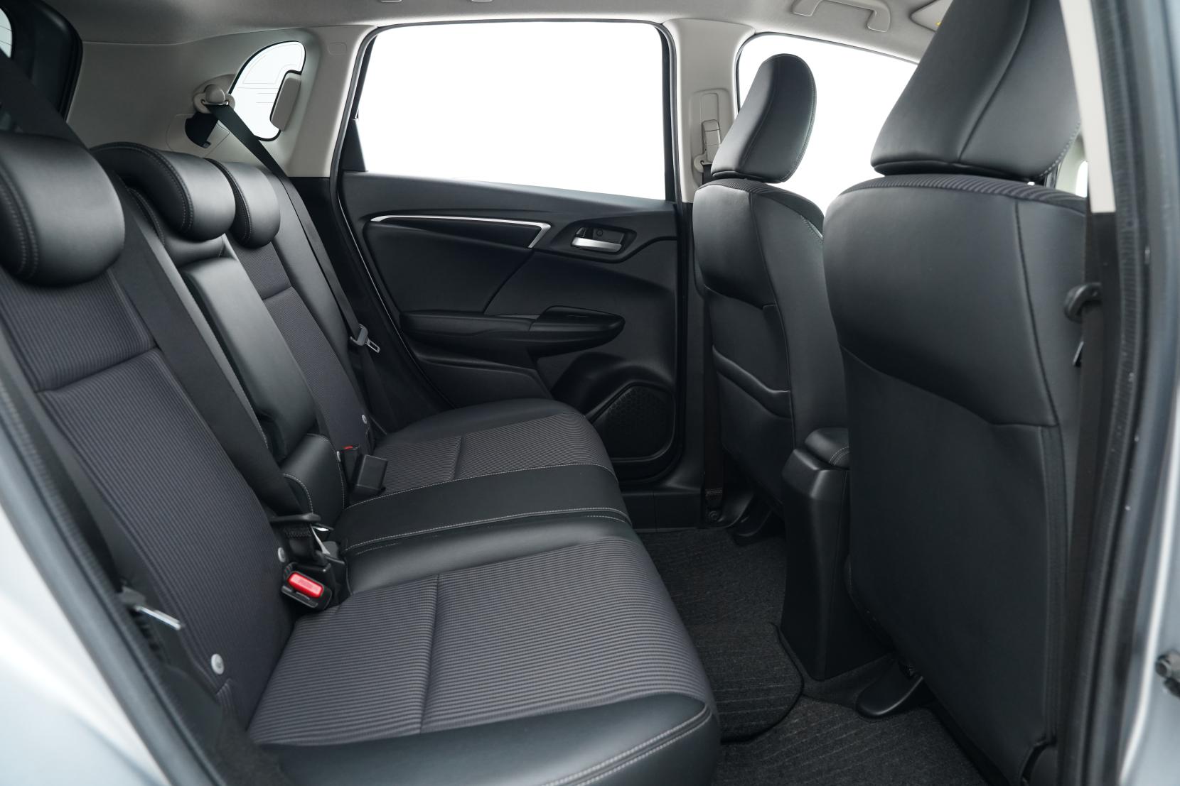 Honda Fit 1.5 ARIA HYBRID L HONDA SENSING