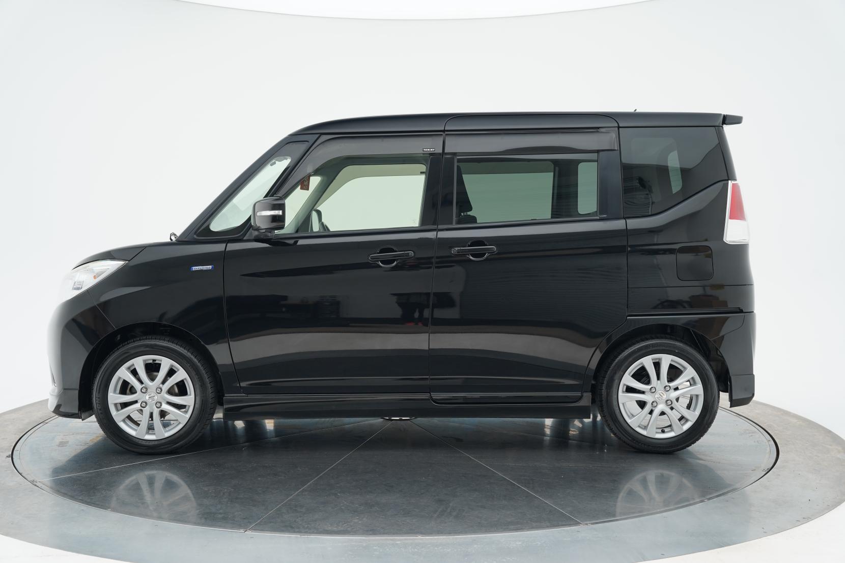 Suzuki Solio HYBRID MZ