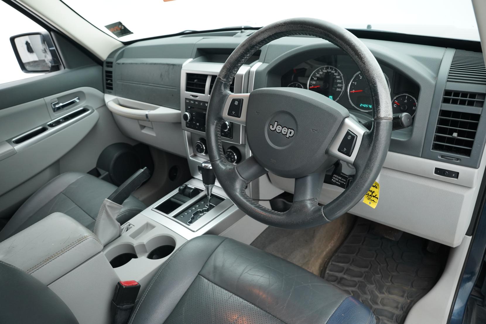 Jeep Cherokee 3.7 Limited Edition KK LTD 3.7L PETROL