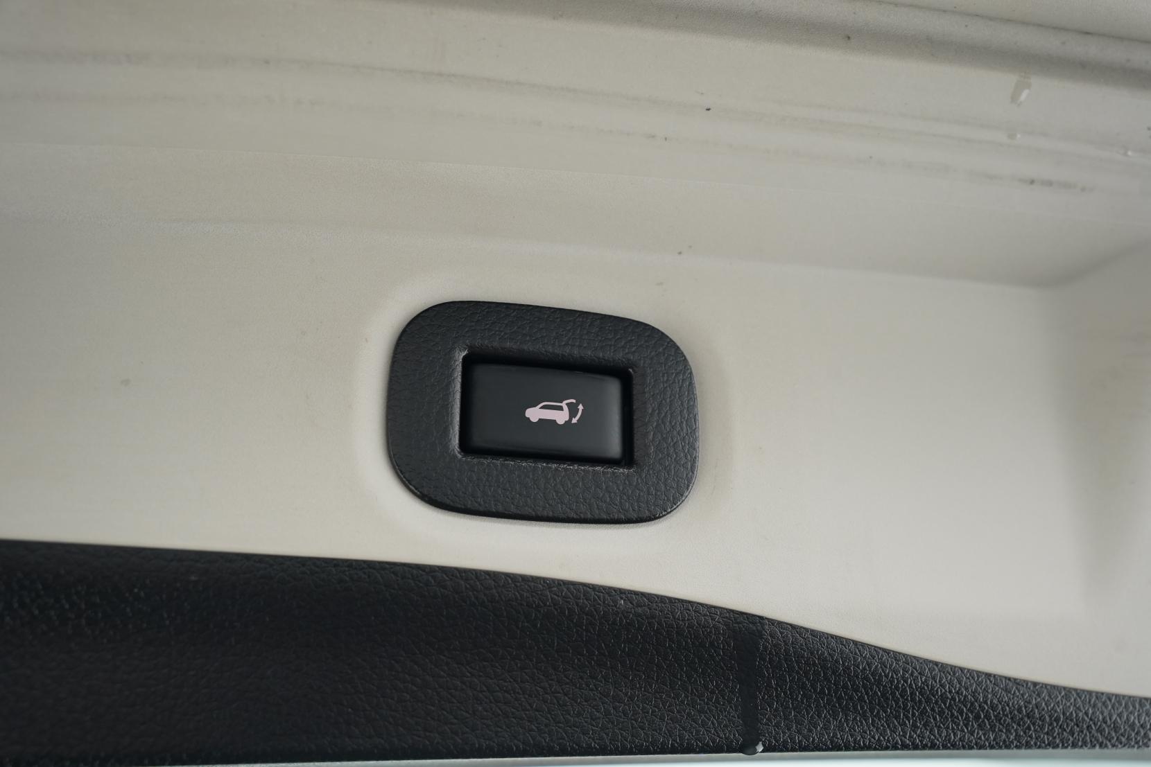 Nissan X-TRAIL 2.0 Hybrid 20X 4WD