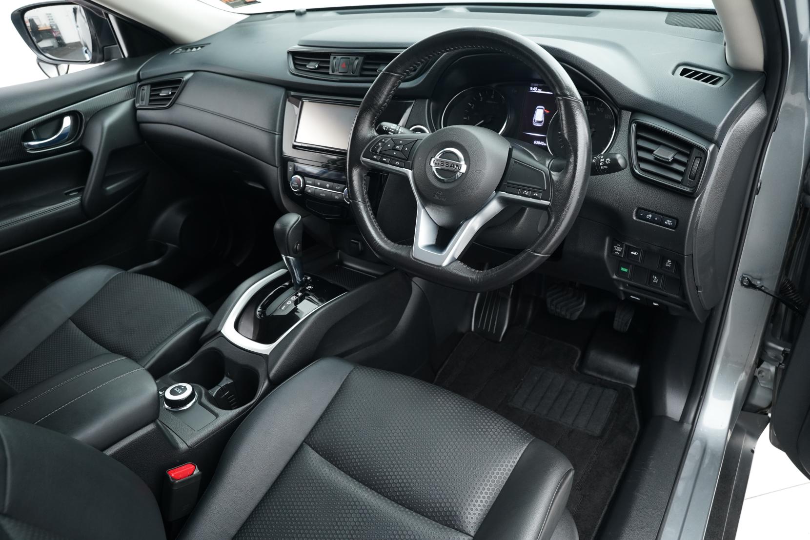 Nissan X-TRAIL 2.0 Hybrid 20X 4WD