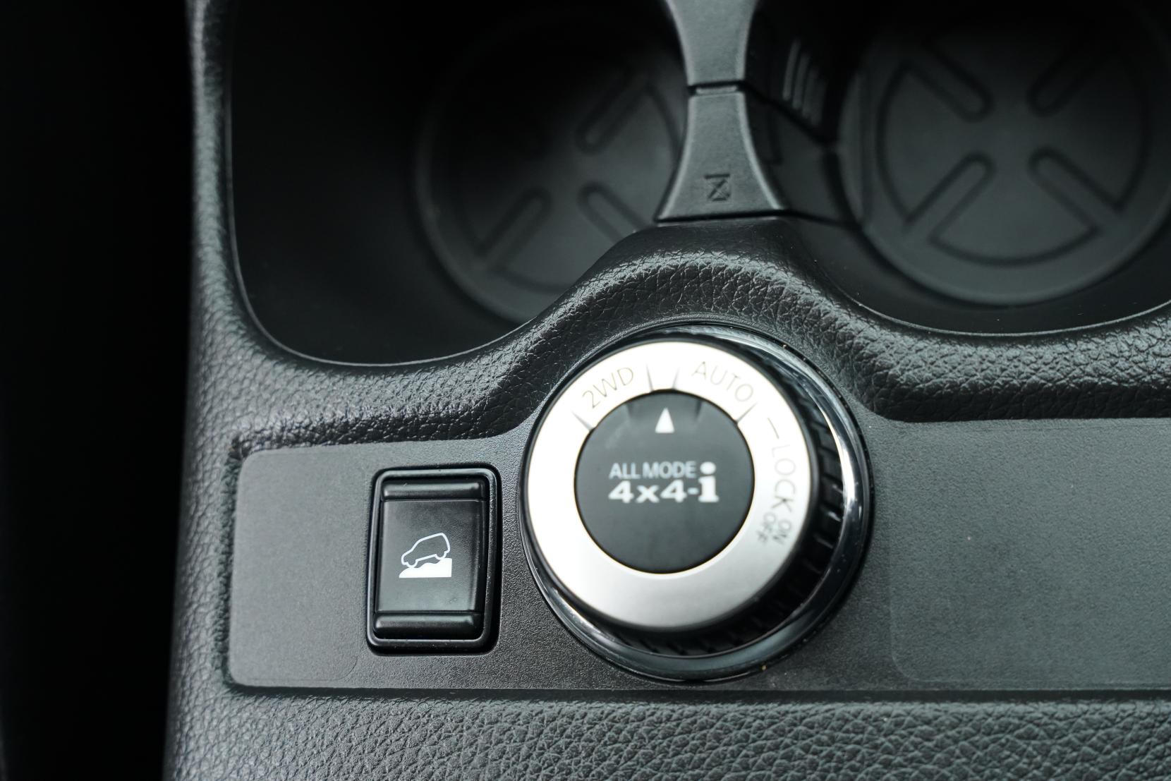 Nissan X-TRAIL 2.0 Hybrid 20X 4WD